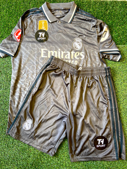 Uniforme Real Madrid Visitante 24/25 – Gris