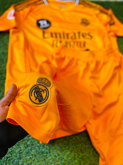 Uniforme Real Madrid 3ra Equipación 24/25