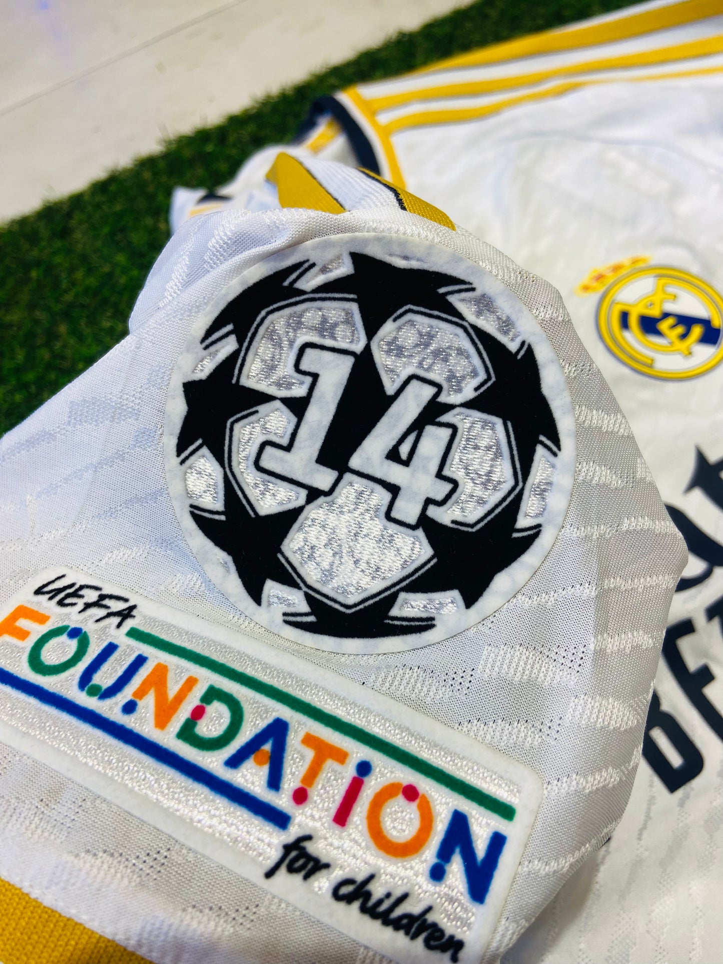 Camiseta Real Madrid Local 23/24 Premium – Con Parche